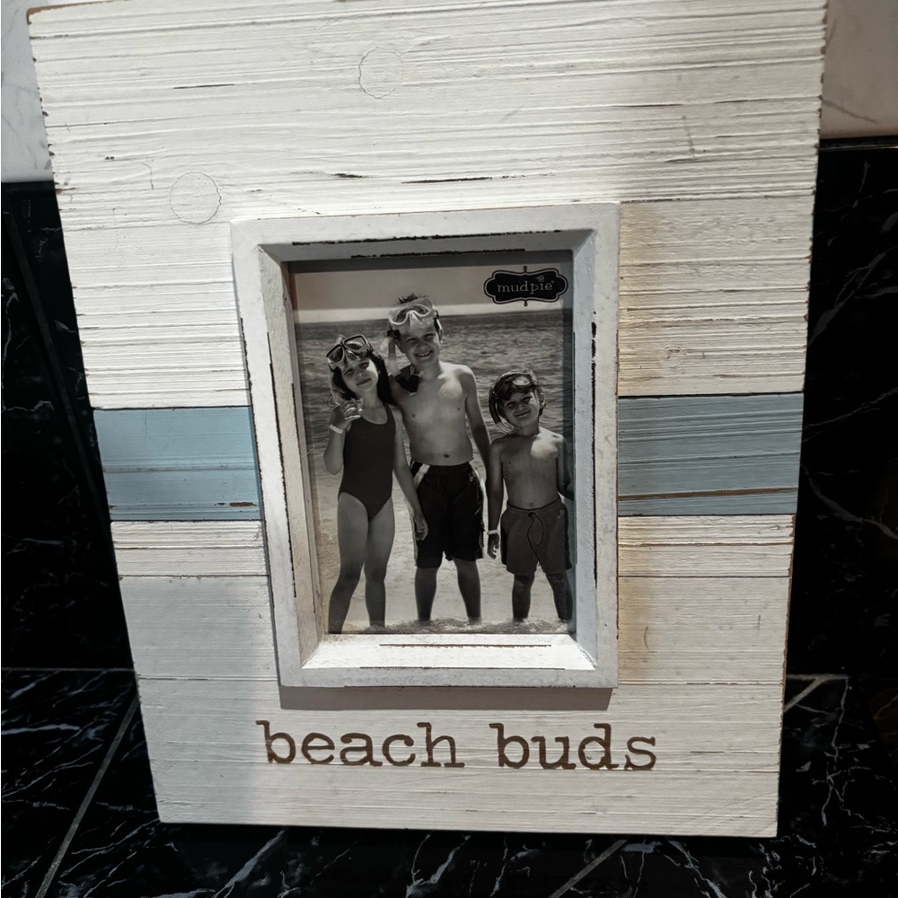 “Beach Buds" Wooden Photo Frame